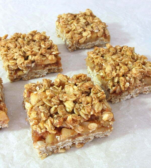 Cinnamon Apple Streusel Bars - sticky sweet apple and a brown sugar streusel topping.