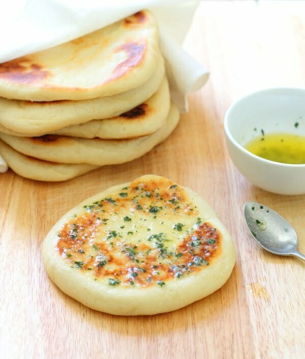 Garlic and Coriander Flatbreads Recipe - Chewy on the outside, soft and fluffy inside, the perfect accompaniment to everything!