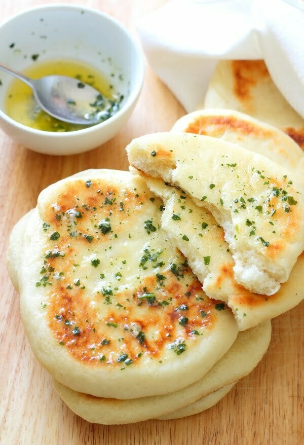 Garlic and Coriander Flatbreads Recipe - Chewy on the outside, soft and fluffy inside, the perfect accompaniment to everything!