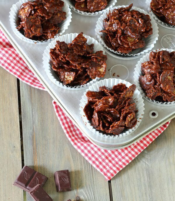 Chocolate Cornflake Cakes Recipe - My childhood favourite, with a grown-up, healthier twist to include protein, fiber and healthy fats!