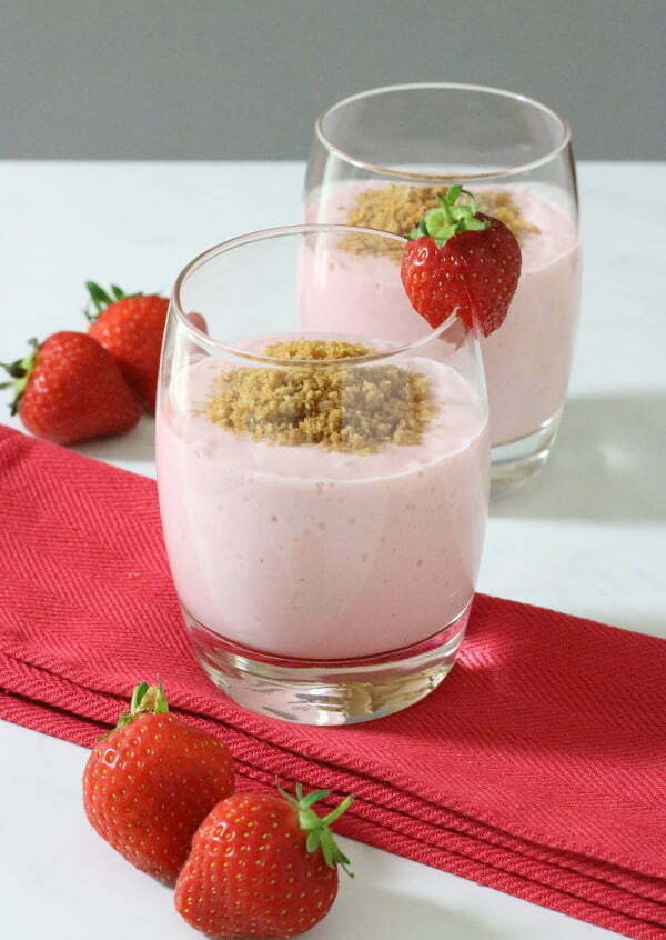 Strawberry Cheesecake 'Shake Recipe - All the flavours of a slice of cheesecake, in a healthy 'shake!