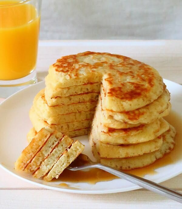 Super Simple Fluffy Pancakes Recipe - Everyone needs a reliable, great tasting pancake recipe in their repertoire. This is mine.